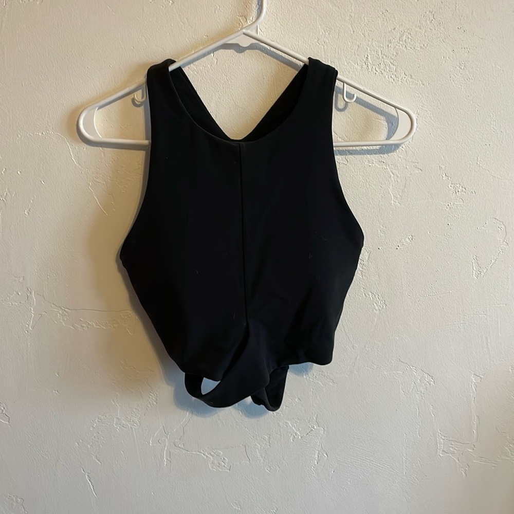 Athleta crop (small)